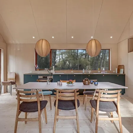 Stunning In With Kitchen 内克瑟