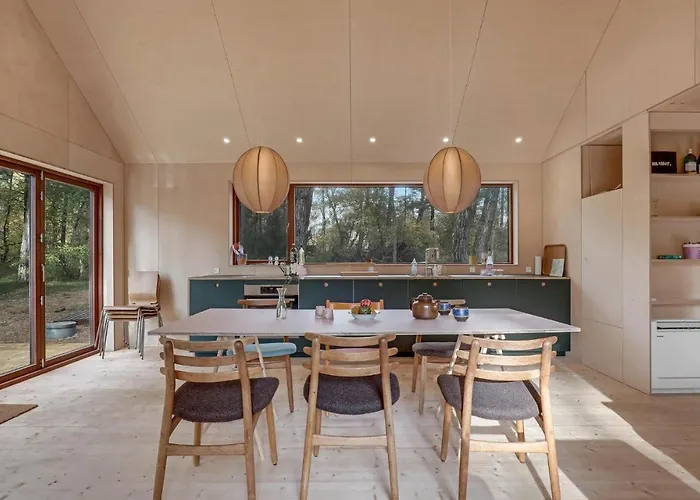 Stunning In With Kitchen Neksø