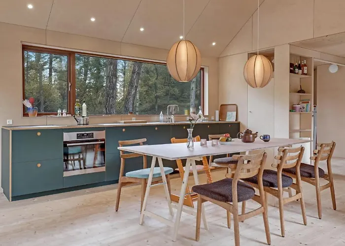 Stunning In With Kitchen *