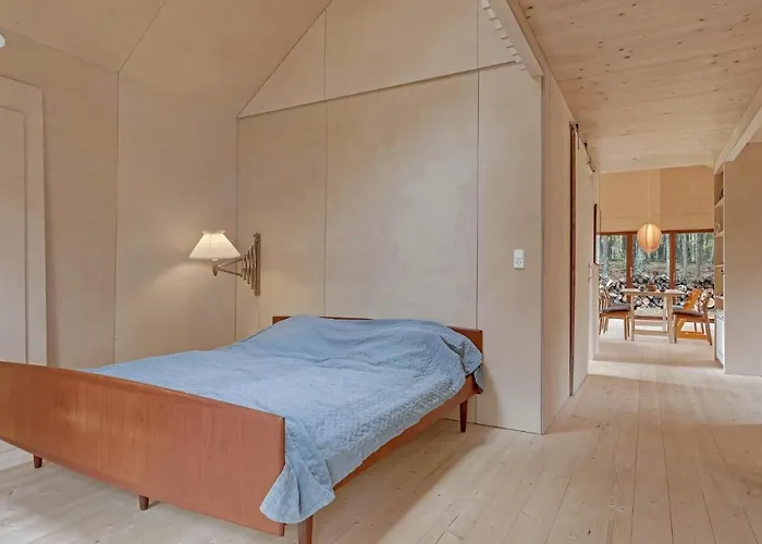 Stunning In With Kitchen Neksø