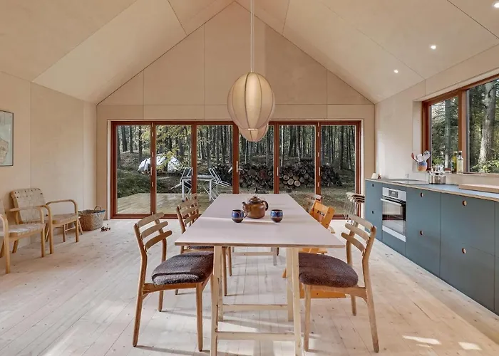 Stunning In With Kitchen Nyaraló