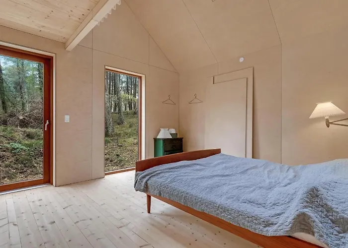 Stunning In With Kitchen Neksø